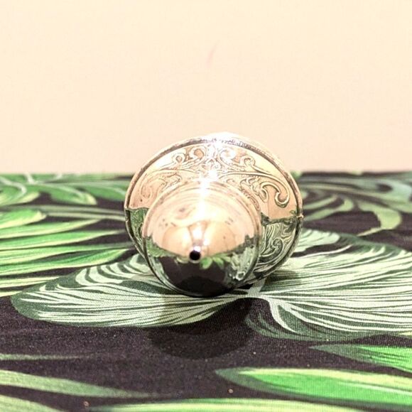 3/$30 Elegant Antique Viking 1034 Genuine Silver Plated Salt and Pepper Shaker - Picture 10 of 13